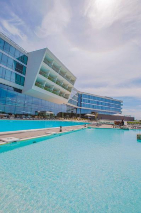 Hilton Pilar